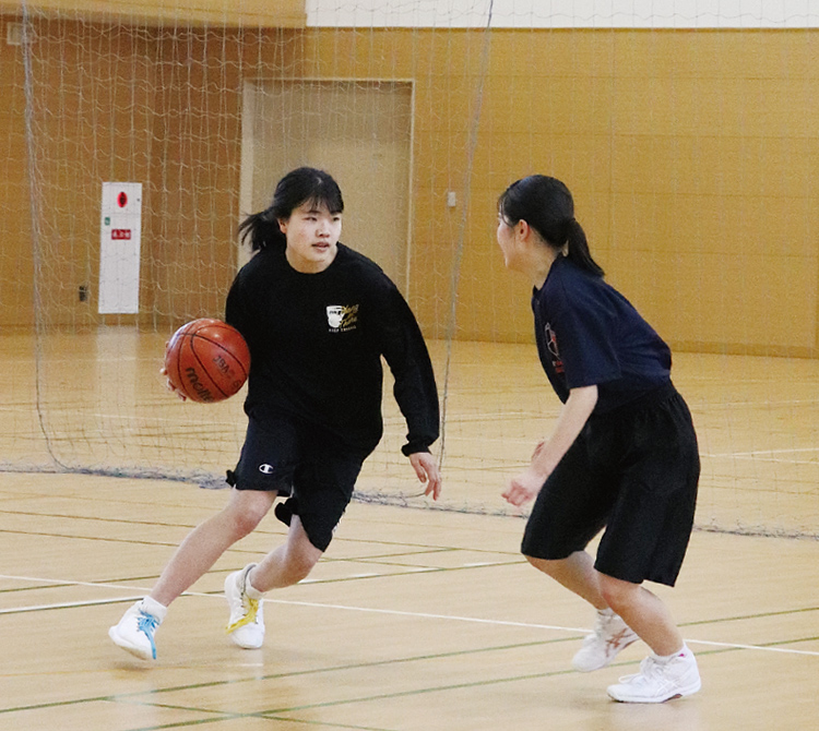 女子バスケットボール