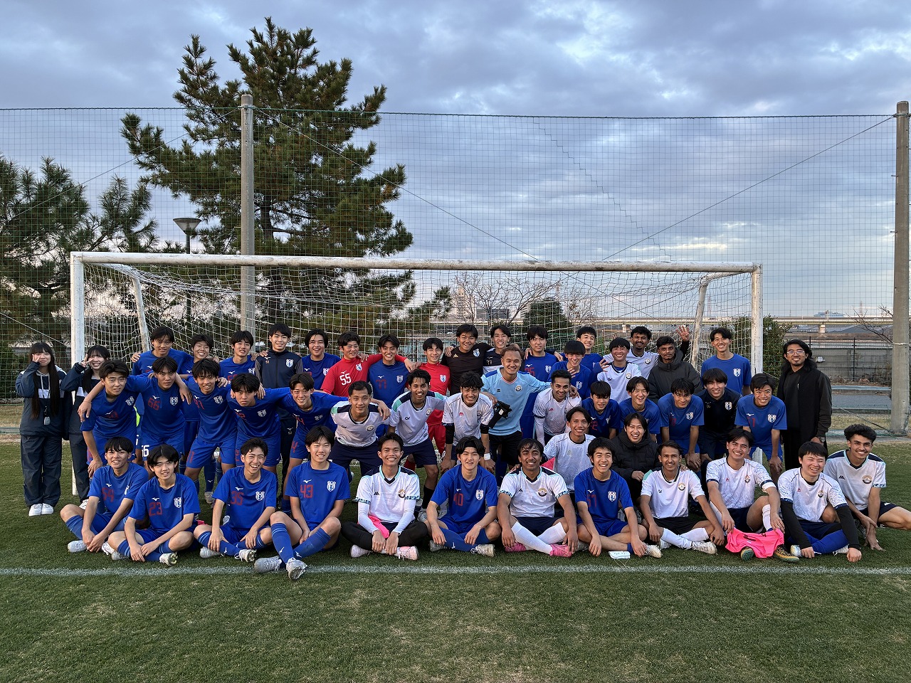 男子サッカー部】大阪日本語学院の学生の皆さんと交流戦！ | 追手門