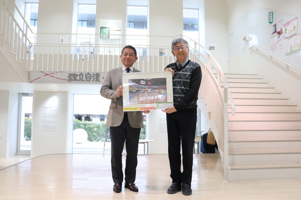 平井先生から写真を寄贈いただきました