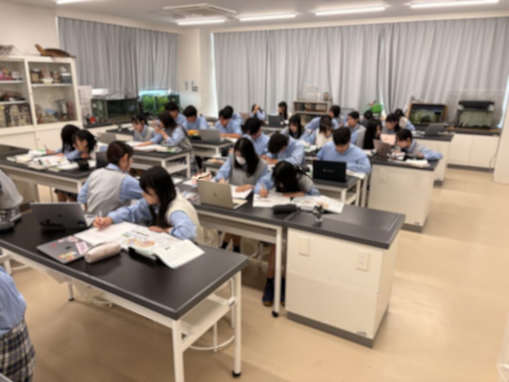 【理科】高2生物　インフォグラフィック制作
