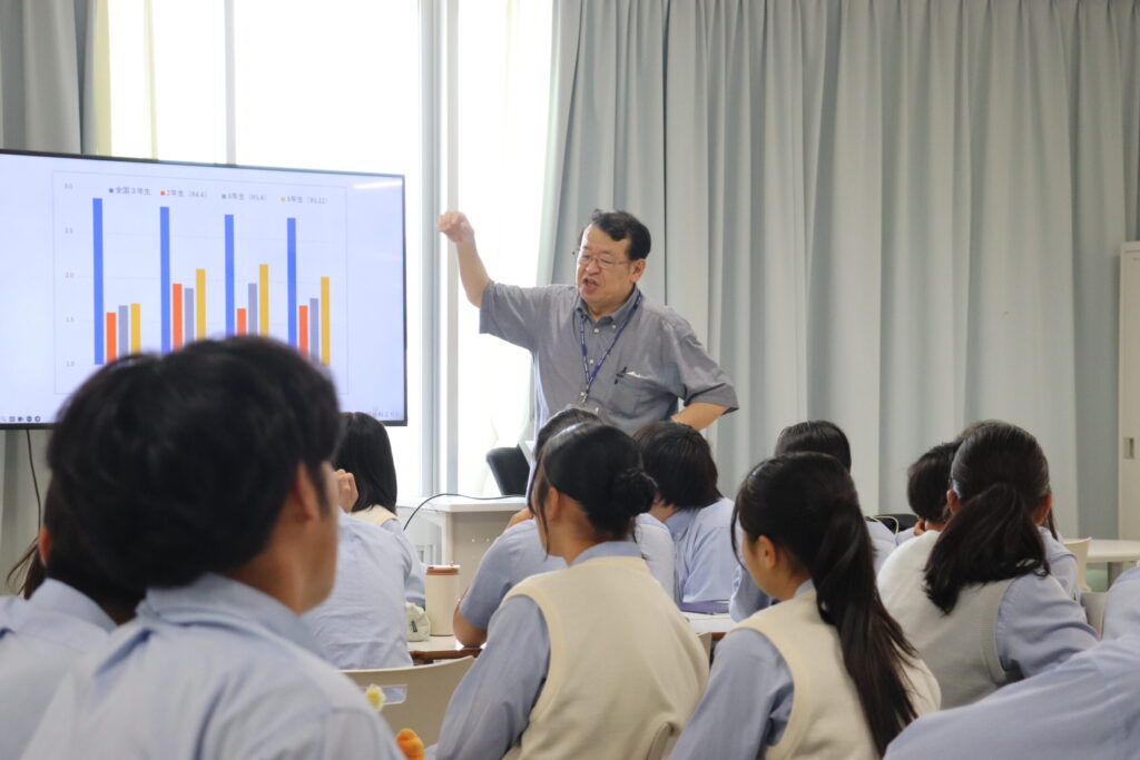 【進路】追手門学院大学地域創造学部模擬授業＆学部説明
